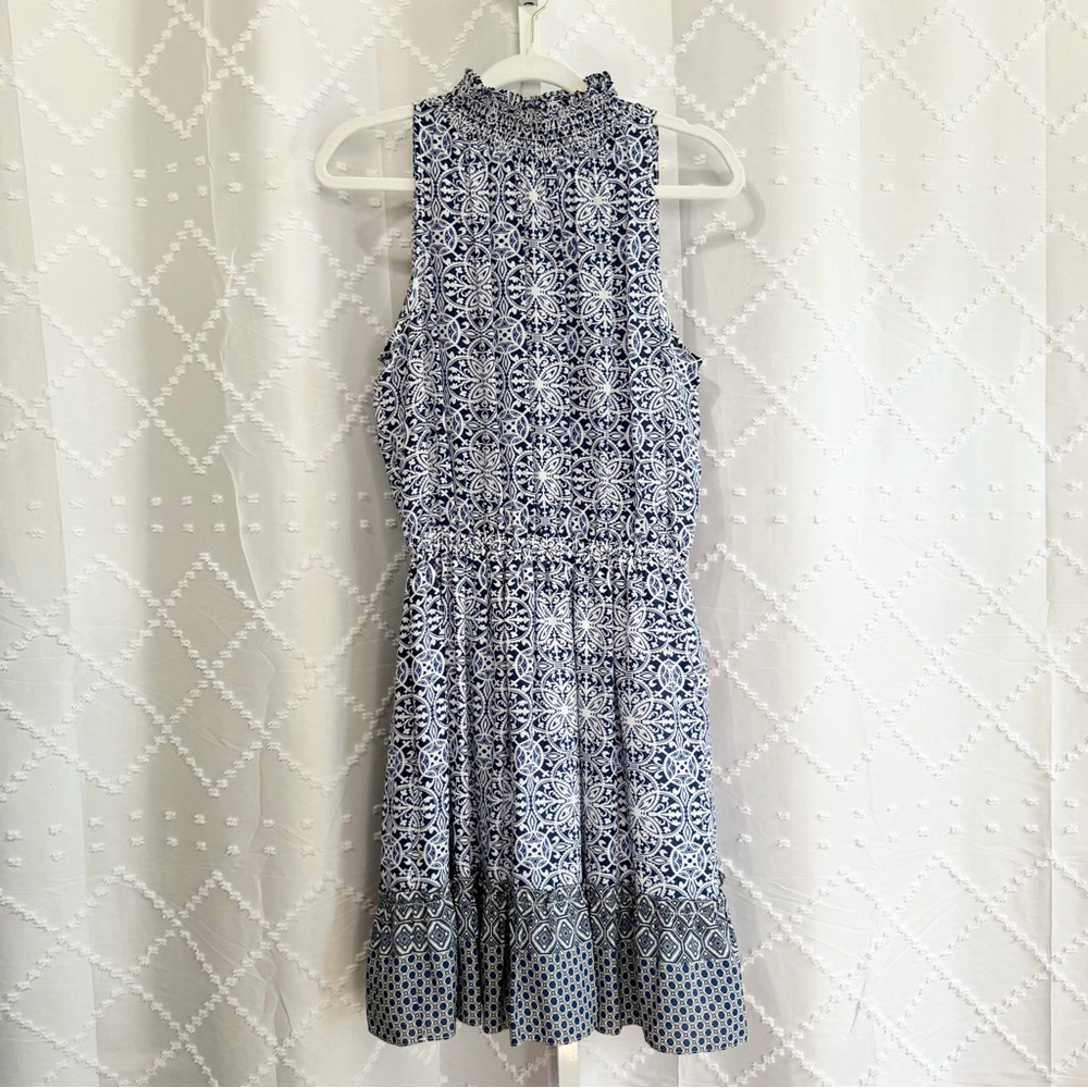 💎 ⭐️ 122. Shoshanna Blue White Silk Dress Size 10 Smocked Collar Elastic Waist - Picture 3 of 11